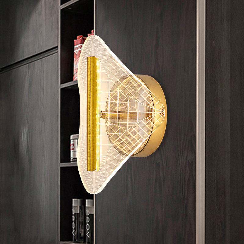 BowLift | Metallic geometric wall lamp minimalist LED golden wall lighting idea in white/warm light for the living room