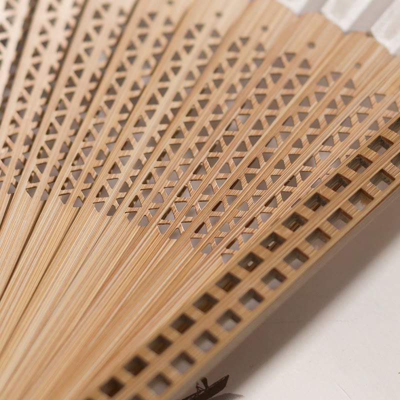 BowLift | Hand fan made of bamboo silk