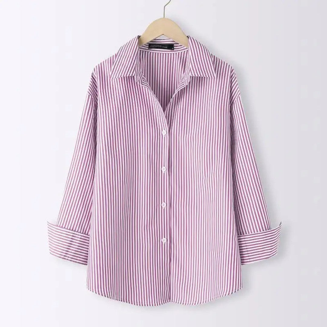 Tailored Executive Shirt with Classic Collar and Button Front