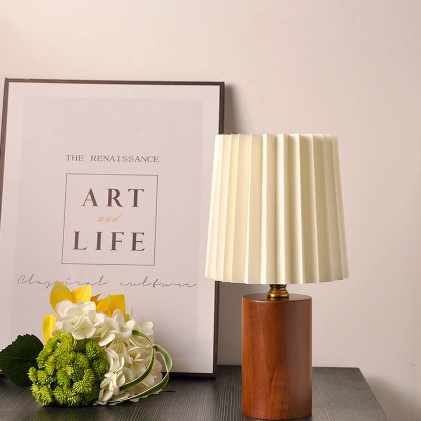 BowLift | Vintage Korean Pleated Column Solid Wood Base 1-Light Table Lamp
