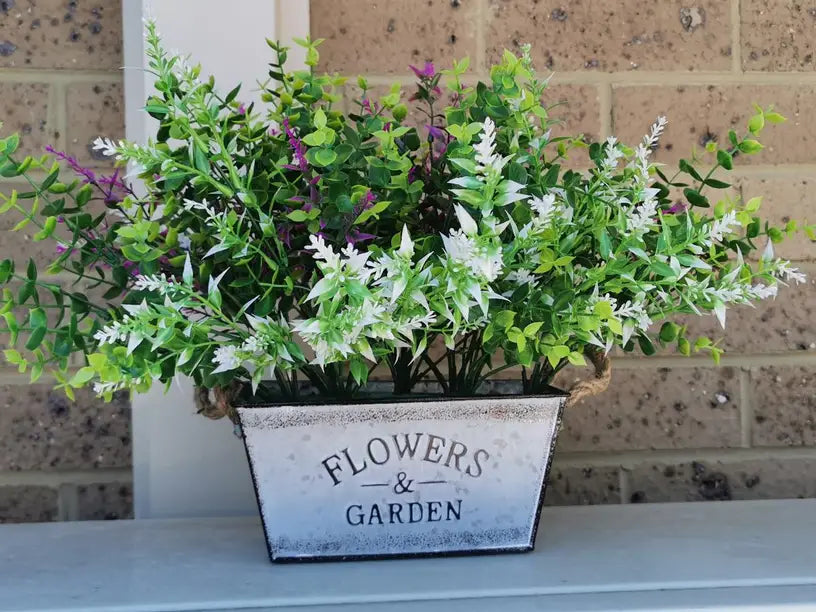 BowLift | Decorative flower and garden container made of metal with hemp rope handles