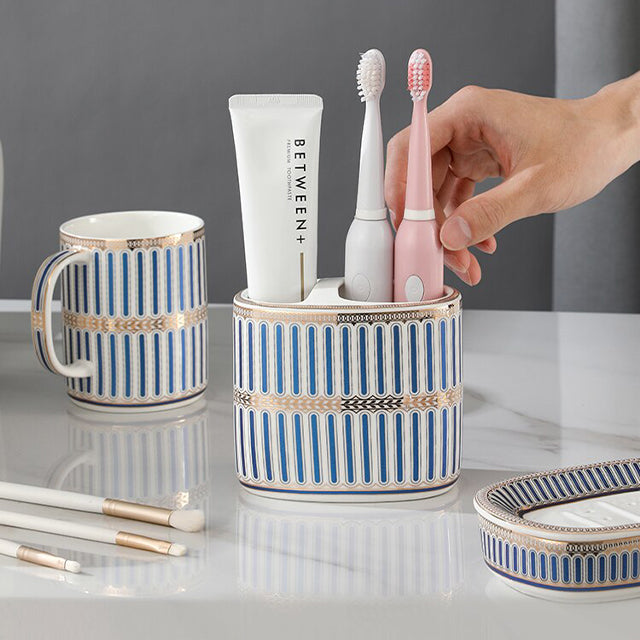 BowLift | Luxurious Art Deco Bathroom Accessory Holder