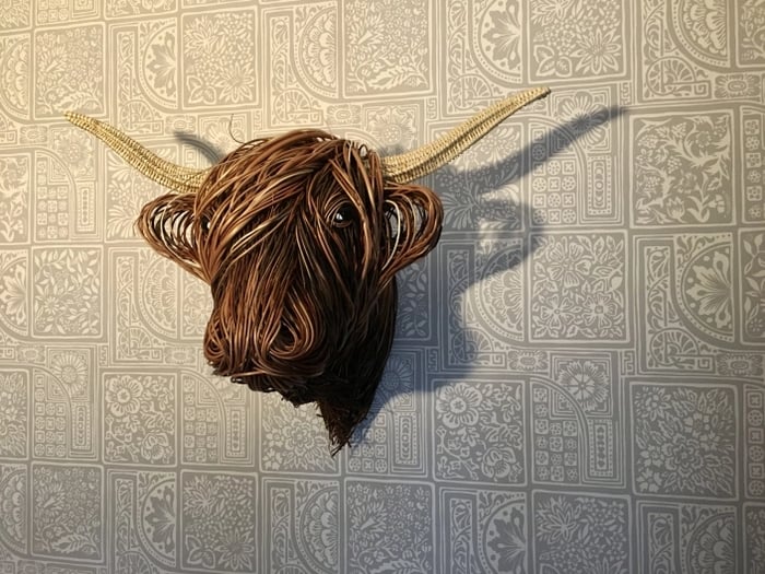 BowLift | Elegant cow wall sculpture in country house style