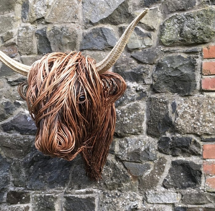 BowLift | Elegant cow wall sculpture in country house style