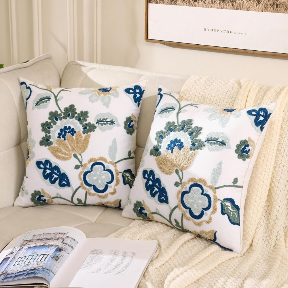 BowLift | Denza Farmhouse Floral Tufted Cushion Cover