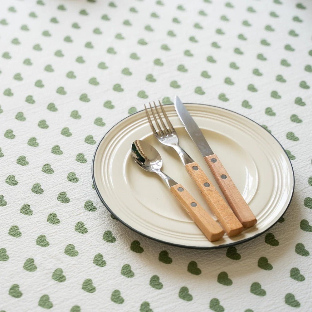 BowLift | Dotted Heart Table Cloth