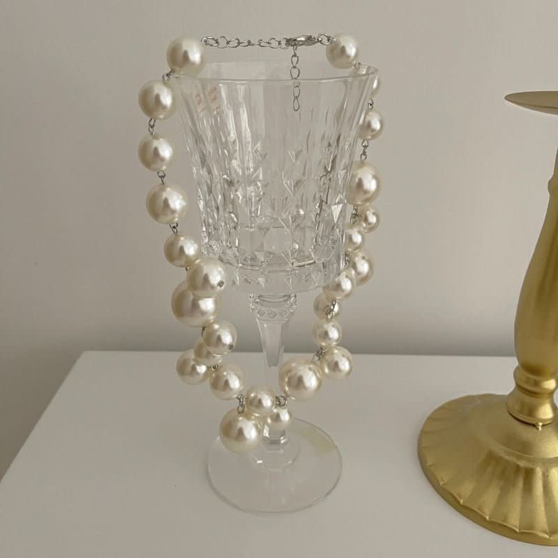 BowLift | Breathtaking pearl necklace for timeless elegance
