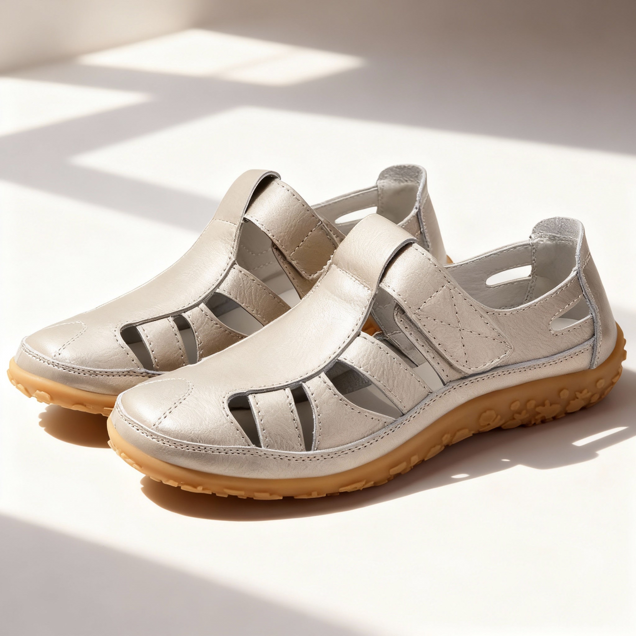 BowLift | Orthopedic Retro Sandals | Split Leather Anti-Slip Flats | Anatomical Arch Support | Shock-Absorbing Rubber Outsole | Diabetic-Friendly Wide Toe Box | Slip-On Ergonomic Footwear