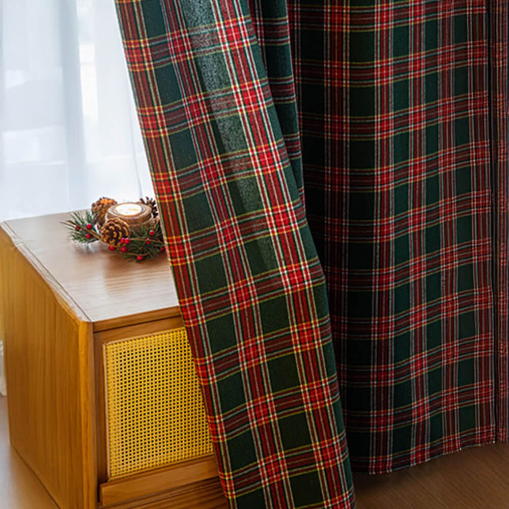 BowLift | Classic check curtains for winter comfort