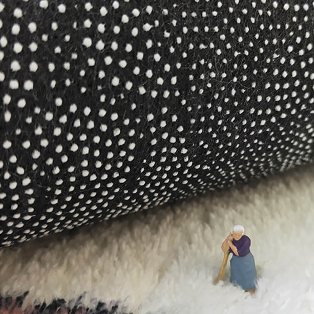 BowLift | Game controller-shaped faux cashmere printed rug