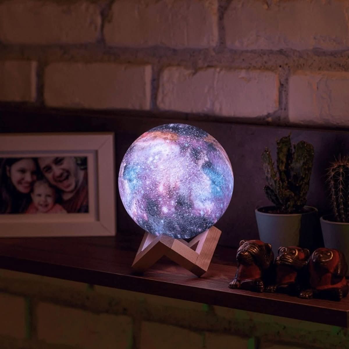 BowLift | Galaxy Moonlamp – 3D Moon Lamp with 16 Colors & Wooden Stand for Ambient Lighting