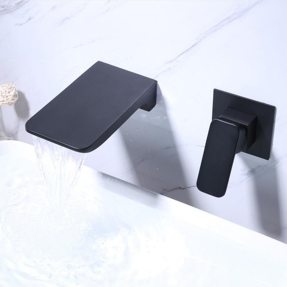 BowLift | Modern wall-mounted water tap
