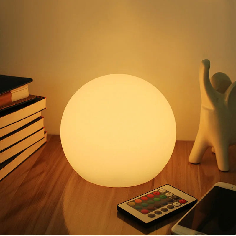 BowLift | GlowSphere – Table lamp with modern worldly charm