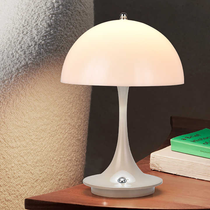 BowLift | Enchanting Table Lamp