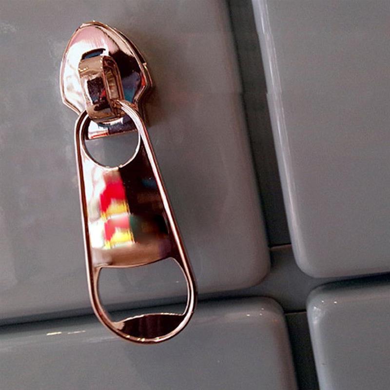 BowLift | Magnetic Zipper Bottle Opener