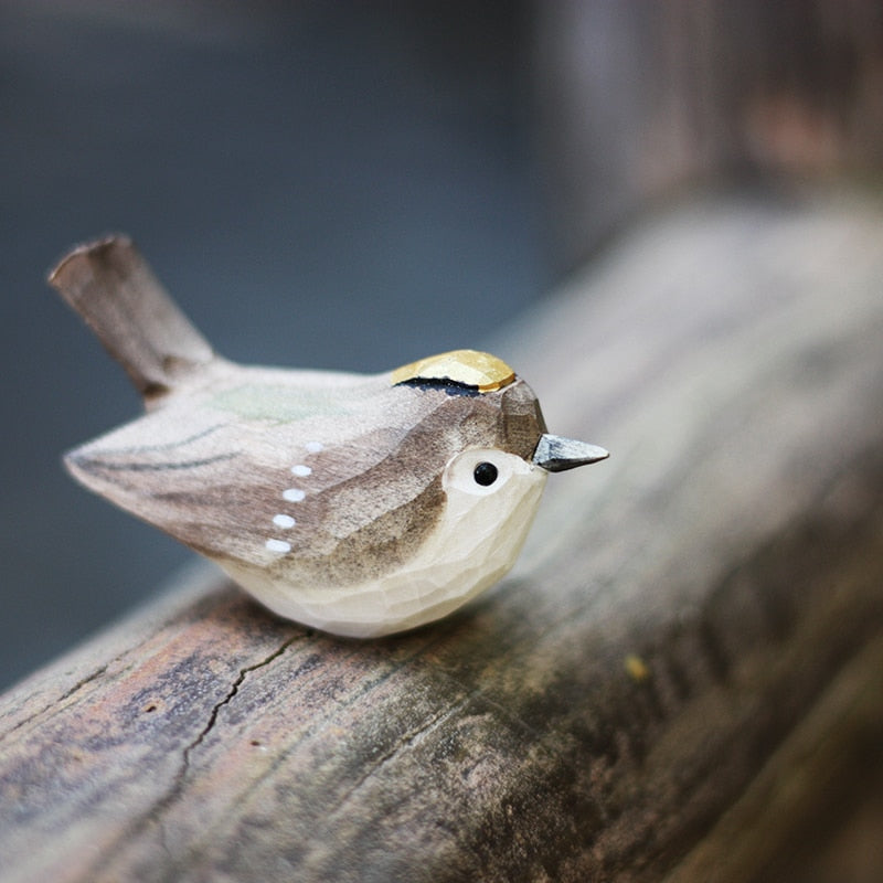 BowLift | NordicFeathers - Elegant Wooden Bird Figurines