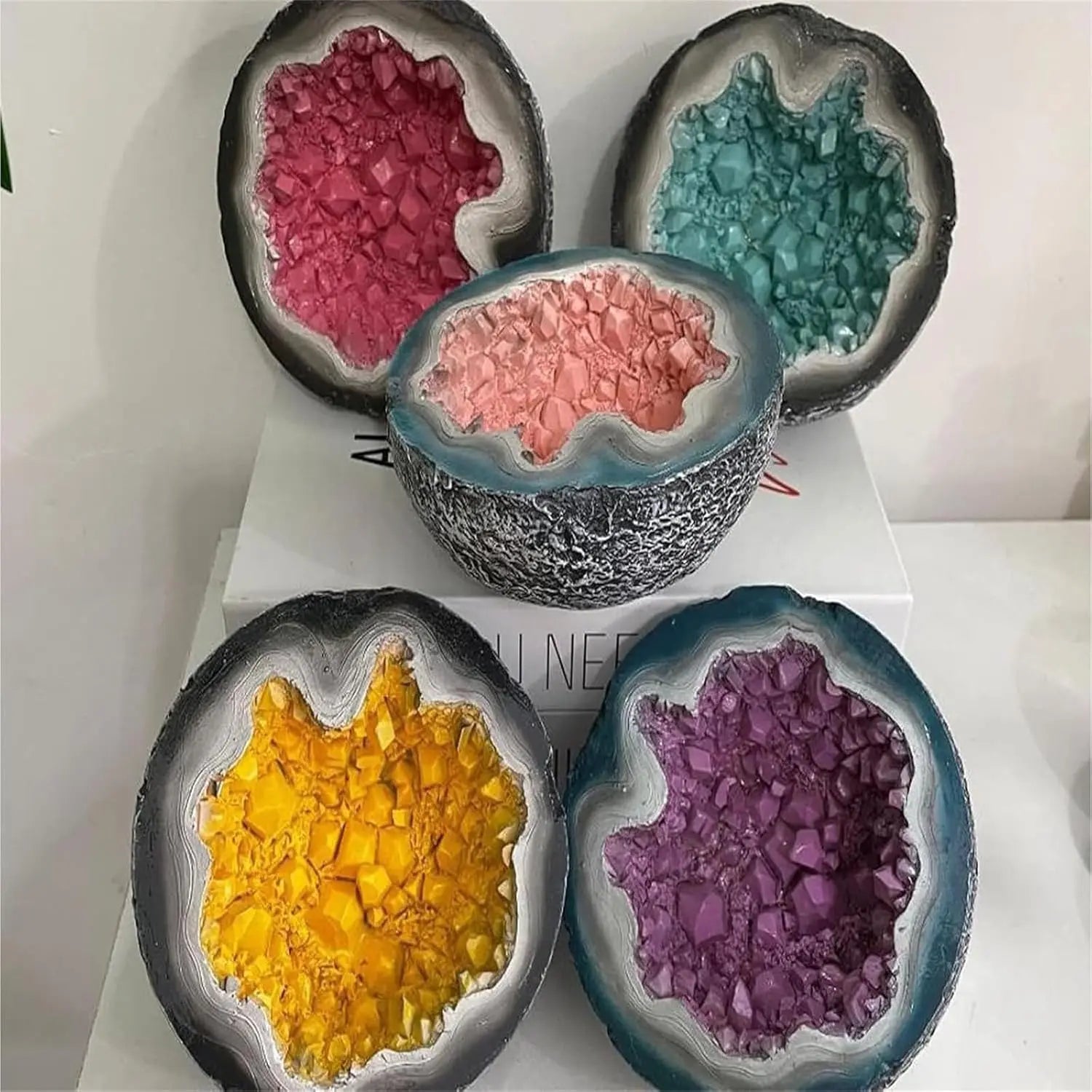 BowLift | Healing Energy Crystal Candle for Relaxation and Positive Energy