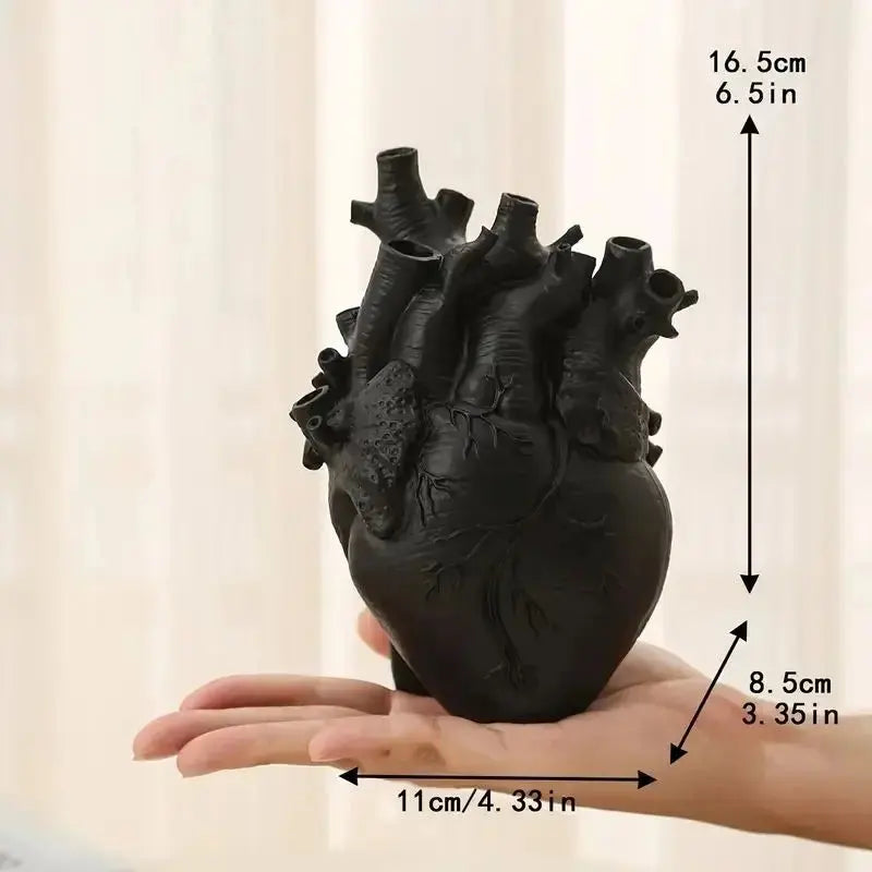BowLift | Heart-shaped Resin Art Vase – Elegant, creative flower decoration