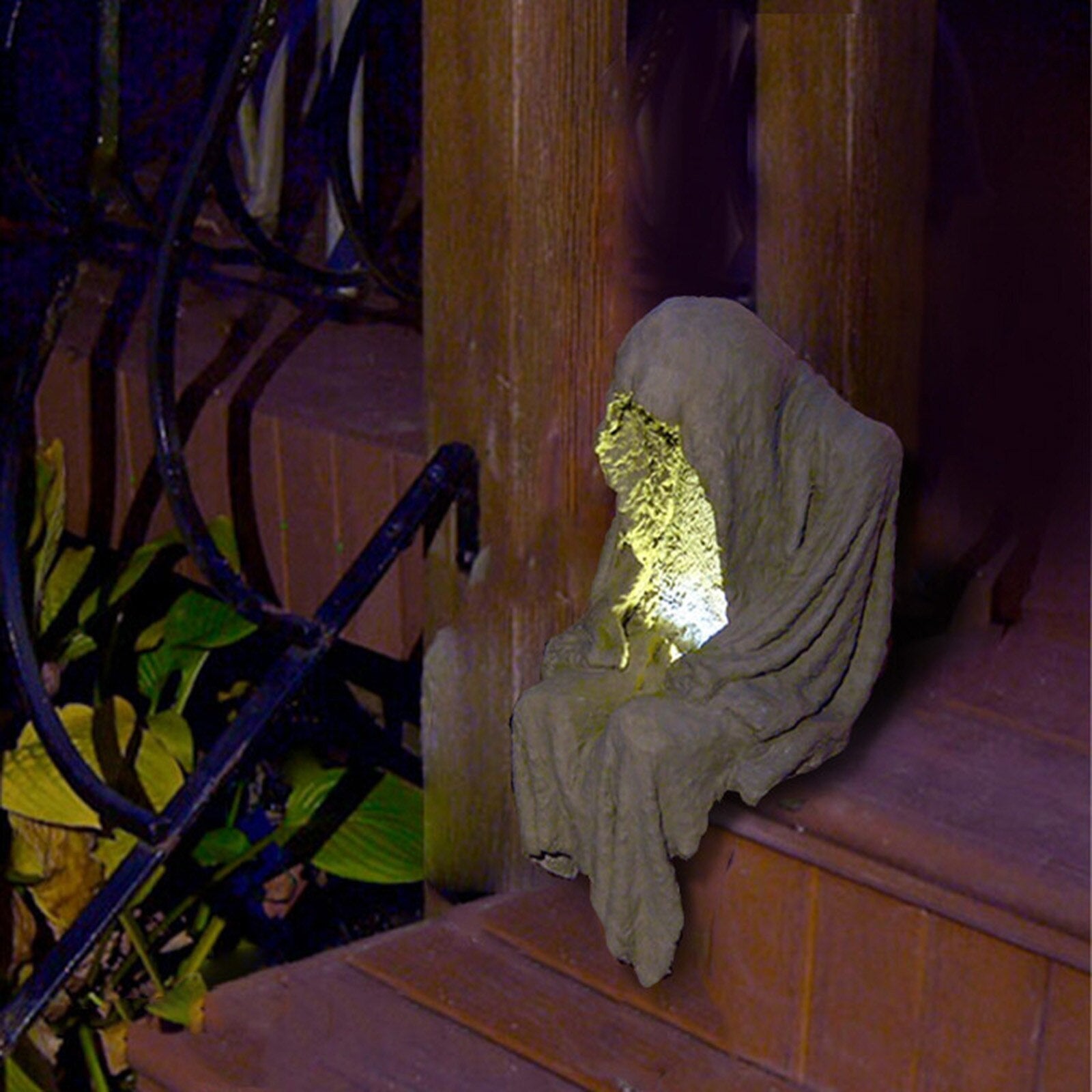 BowLift | Garden Court Decoration made of Resin