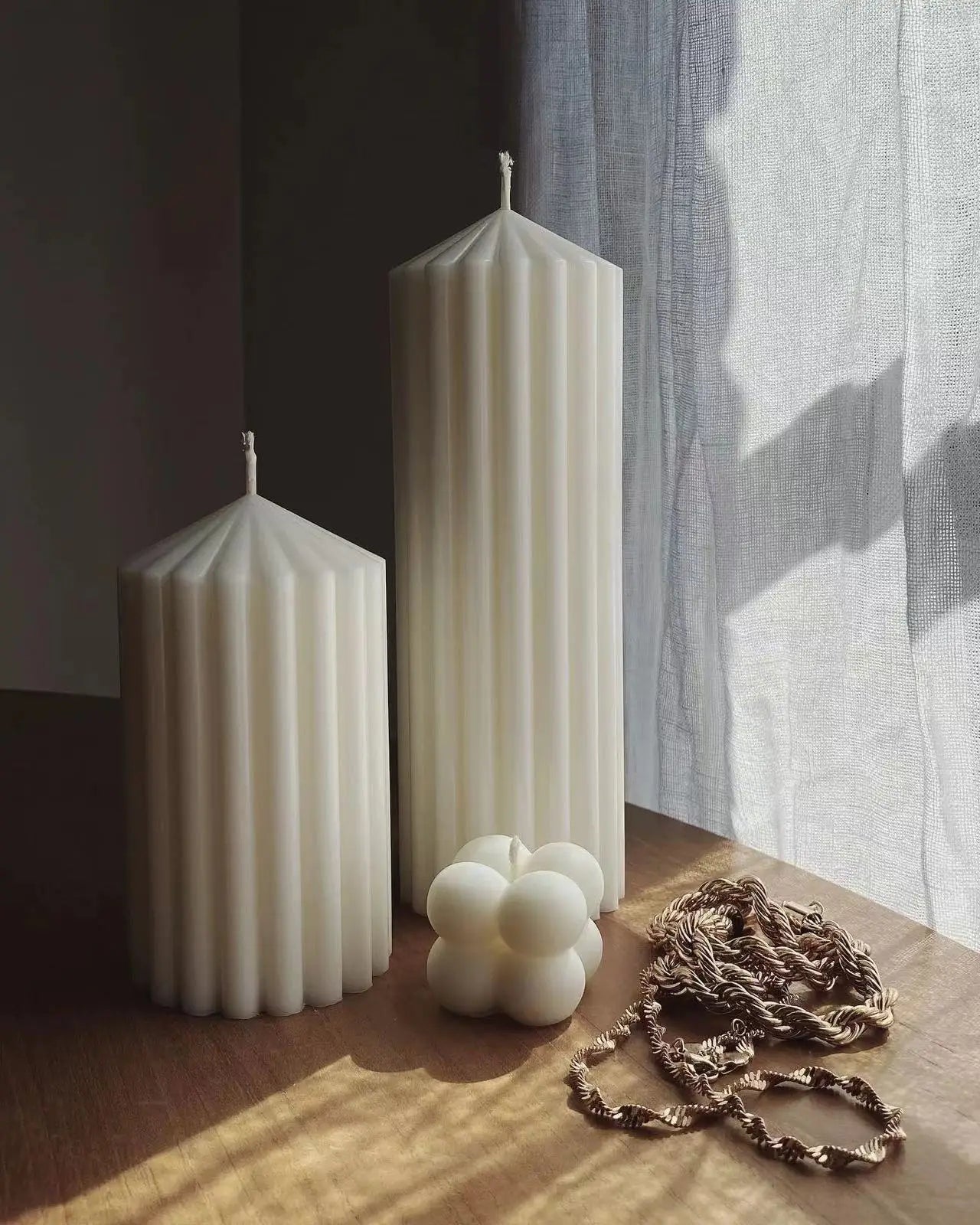 BowLift | Luxurious Aromatic Scented Candle | For lovely scents in the living room