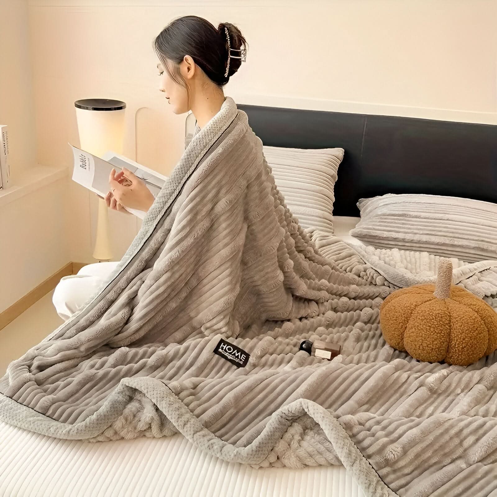 BowLift | FLUFFIQUE - Premium Fluffy Cuddle Blanket