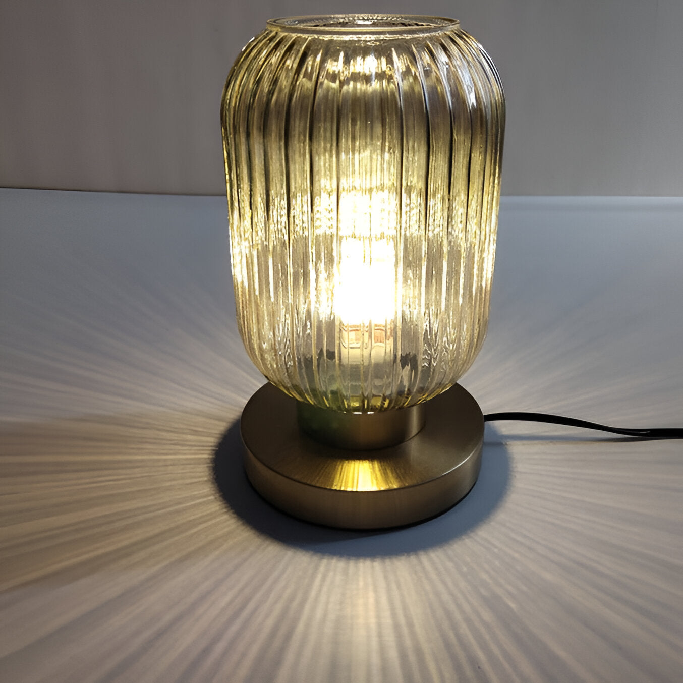 BowLift | Nordic Table Lamp with Ribbed Glass