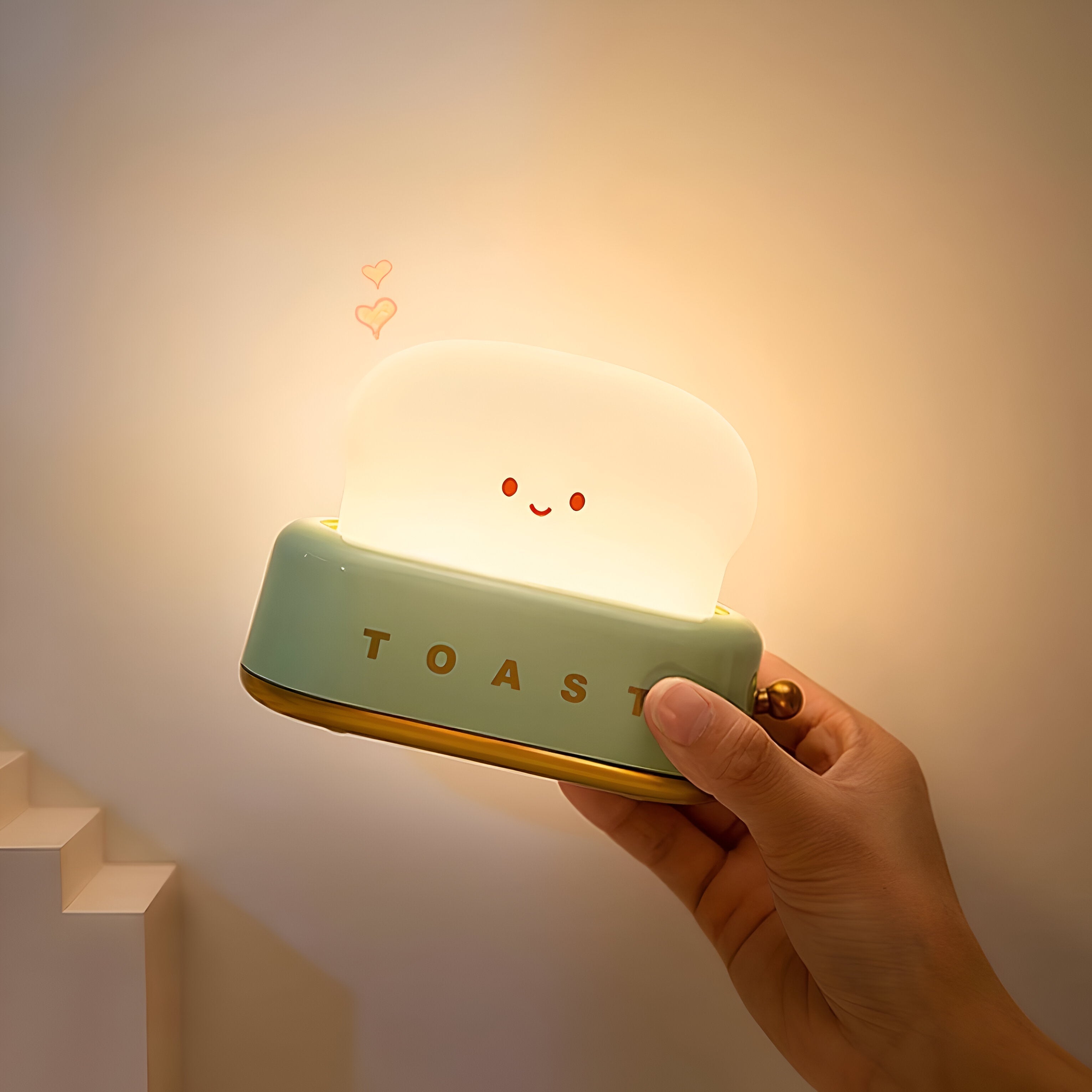 BowLift | TinyToast Table Lamp – Portable Toaster-Shaped Night Light with Dimmable LED & USB Port