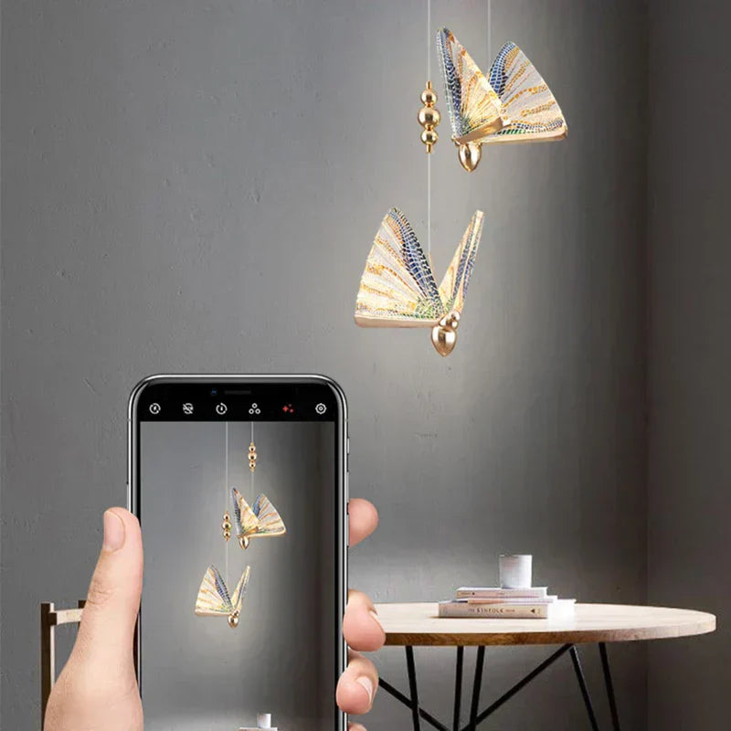 BowLift | FlutterGlow – Artistic Butterfly-Shaped Pendant Lamp