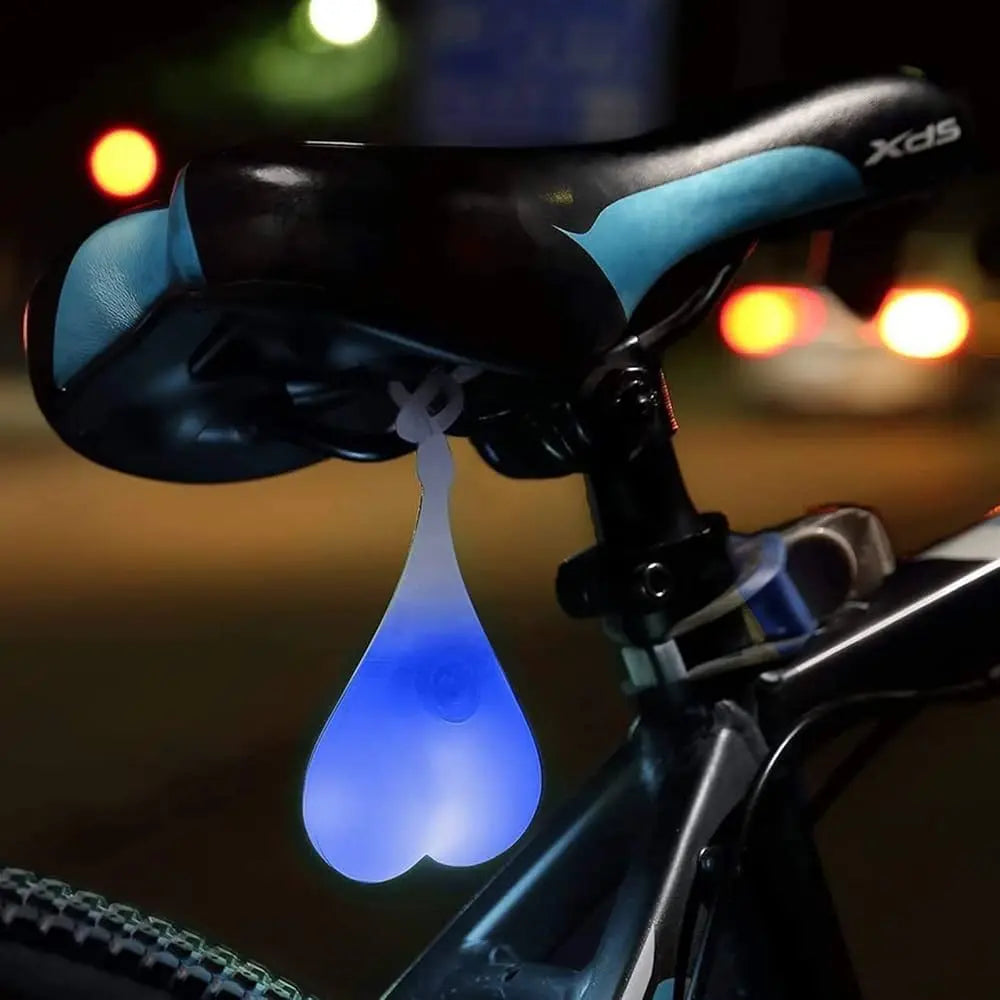 BowLift | LED bicycle rear light in heart shape – For better visibility in road traffic