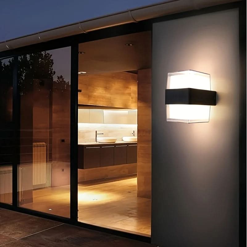 BowLift | AquaLuxe Waterproof Outdoor LED Wall Light