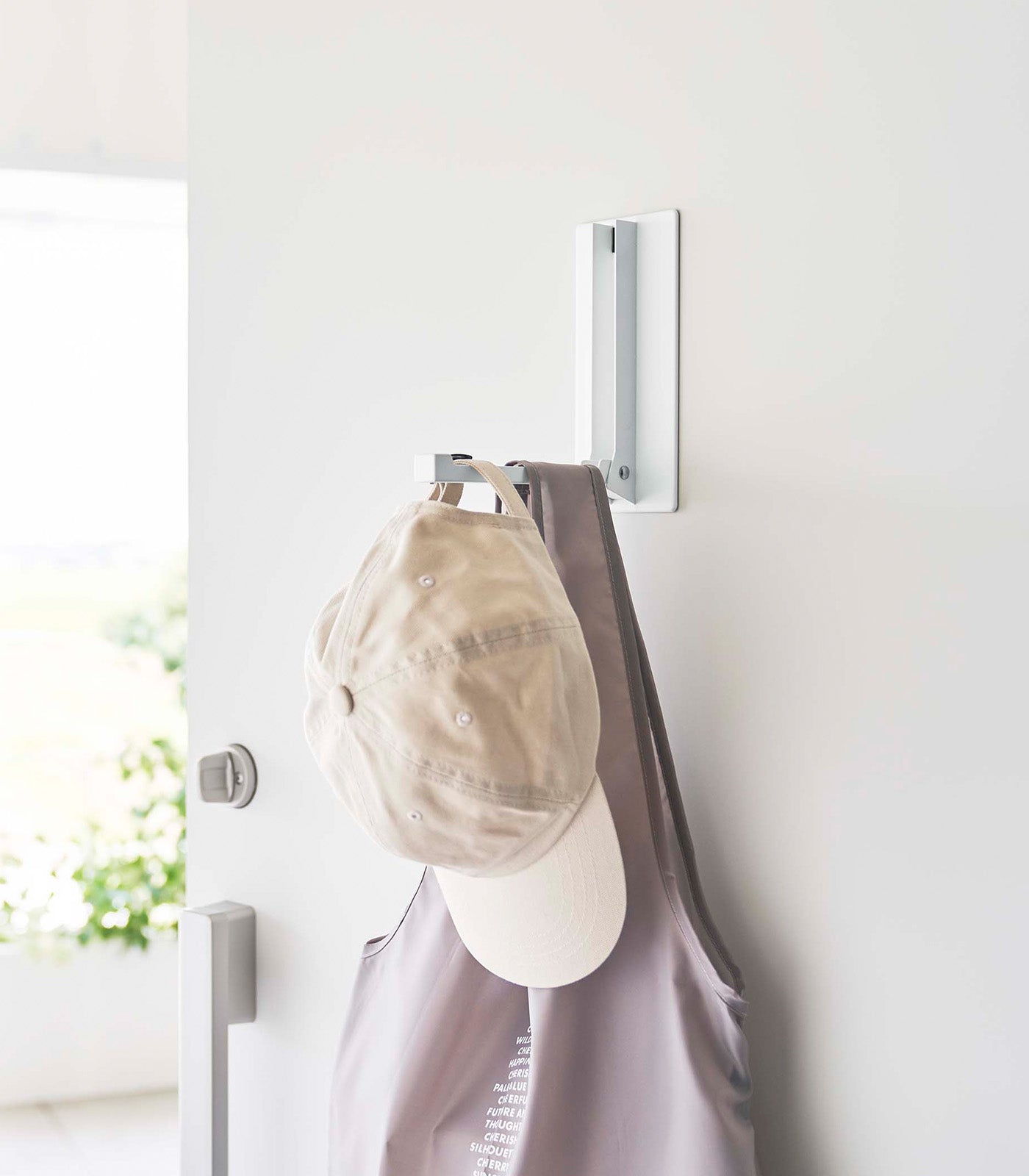 BowLift | Magnetic Folding Hook - Steel