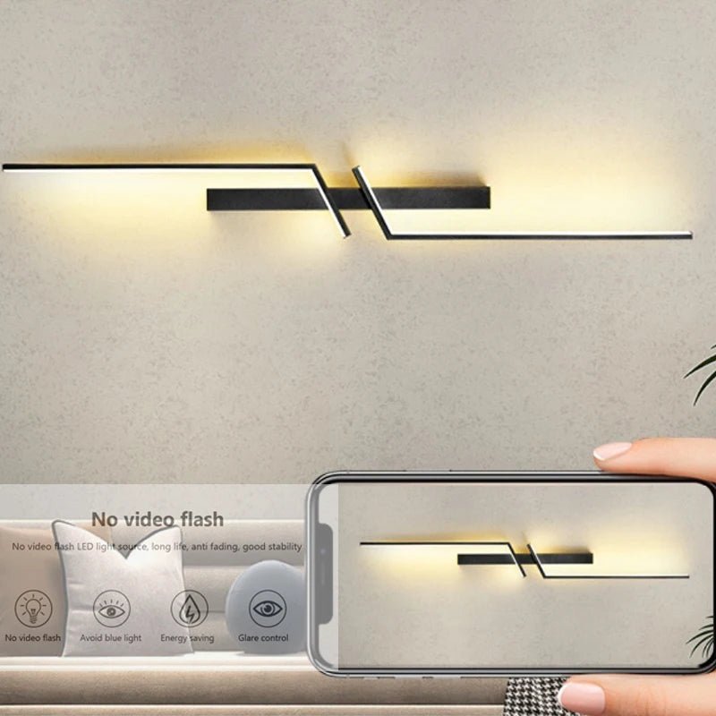 BowLift | Creative LED wall lamp with stripe design | Modern design and dimmable light in 3 colors
