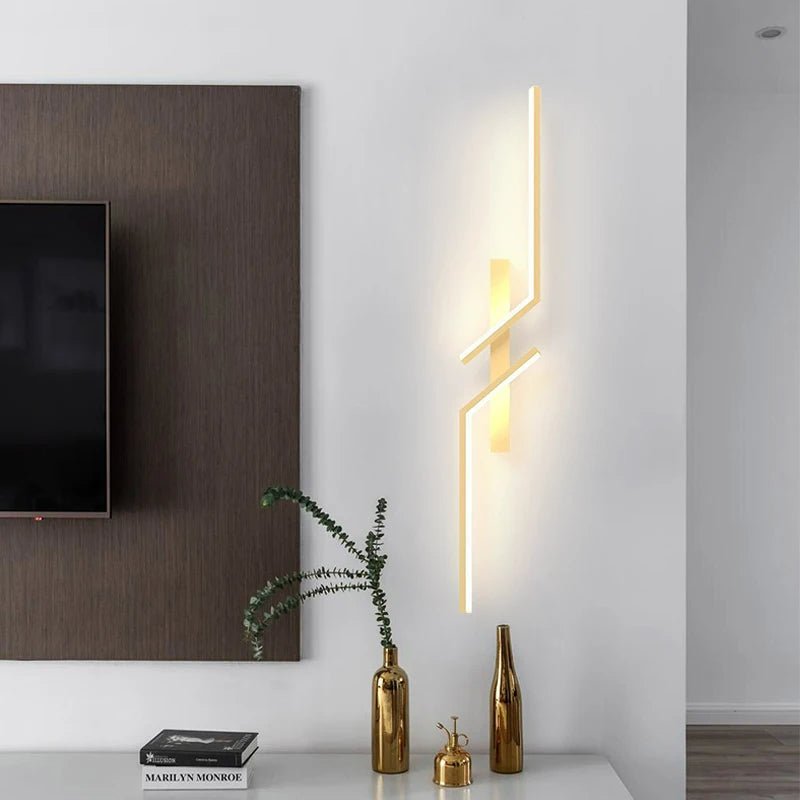 BowLift | Creative LED wall lamp with stripe design | Modern design and dimmable light in 3 colors