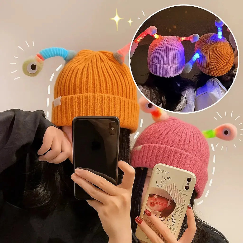 BowLift | Monster Knit Beanie with LED – Light Fun for Cold Winter Days