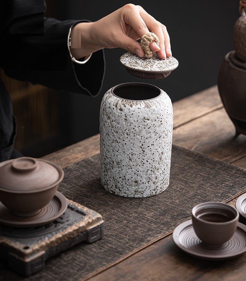 BowLift | Air-tight Coffee Container made of Ceramic