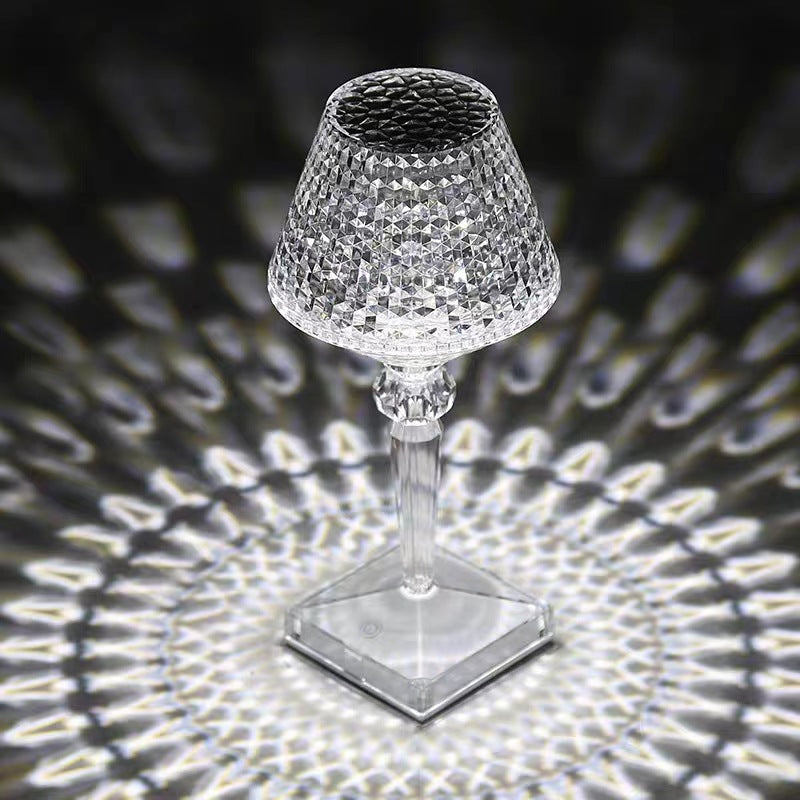 Liesbeth Crystal Lamp – Luxury Table Lamp with USB Charging Function Bowlift