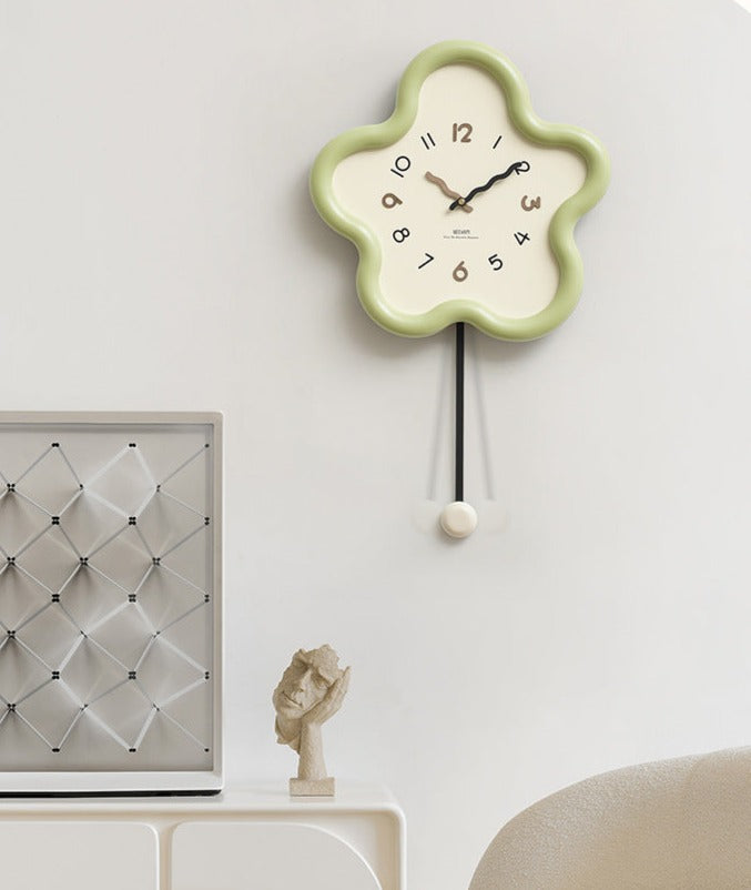 BowLift | Cute Pendulum Wall Clock Decoration