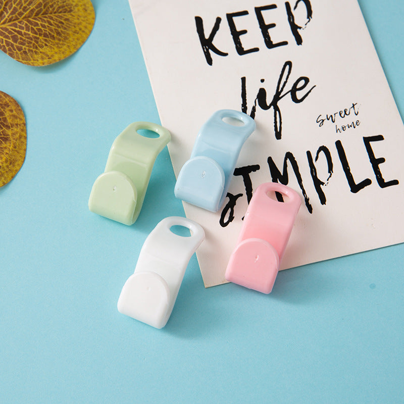 BowLift | Dress Hook Helper