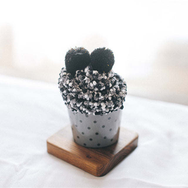 BowLift | Comfy Gift Pom Pom Cupcake Socks