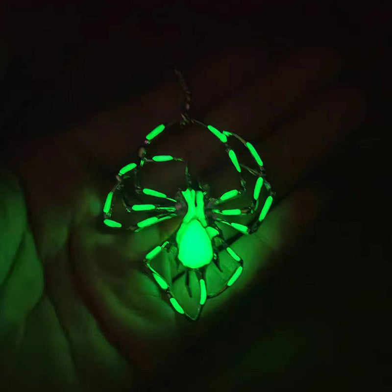 BowLift | Glow-in-the-Dark 3D Spider Necklace