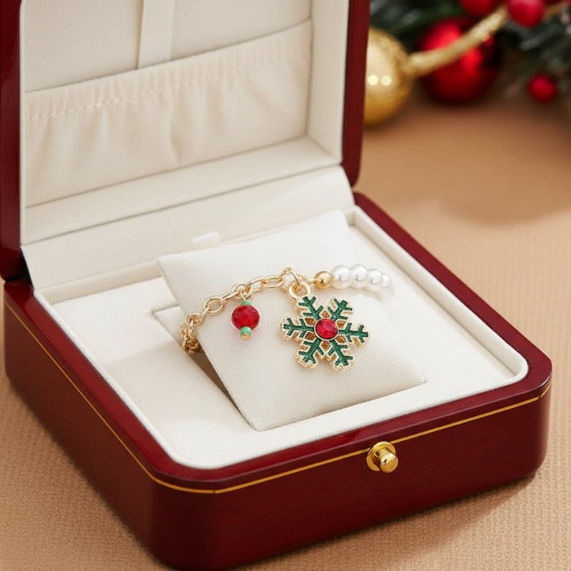 BowLift | Festive charm bracelet with shimmering beads for Christmas