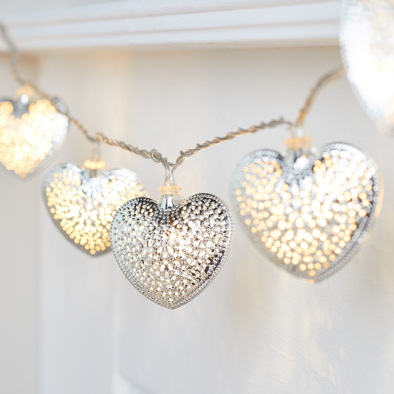 BowLift | 20 Metal Hearts String Lights Silver