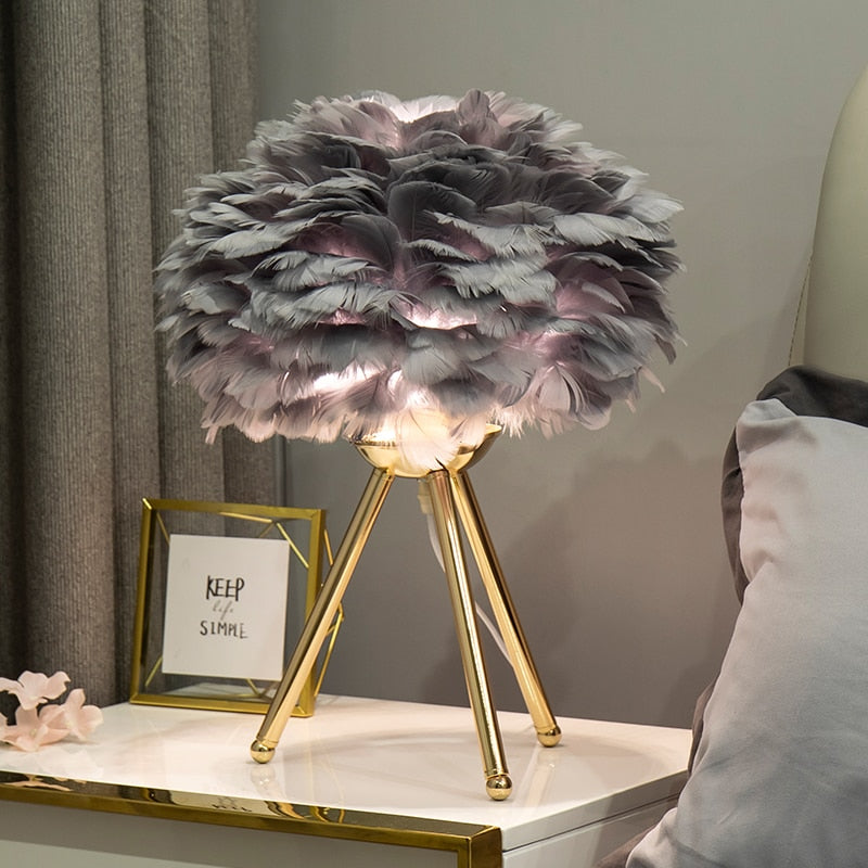 BowLift | Romantic Feather Table Lamp Modern Nightstand Lamp Living Room Café Decoration Wedding Christmas Gift Ostrich Feather Light