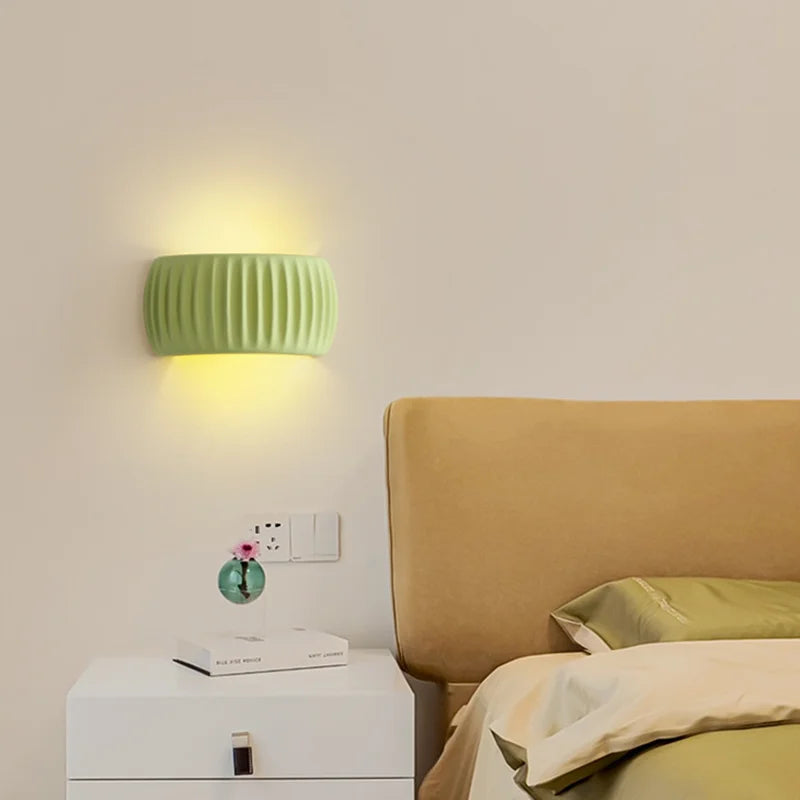 BowLift | ResinGlow - Artistic Resin Wall Sconce