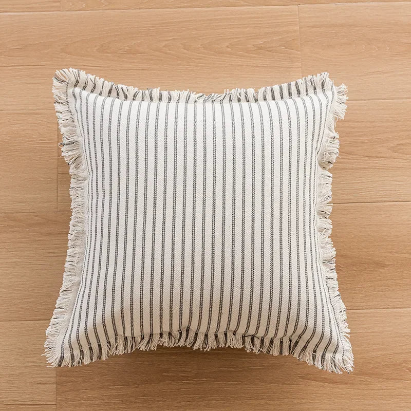 BowLift | Elegant Pillowcase with Jacquard Pattern and Fringes - Cotton-Linen Blend