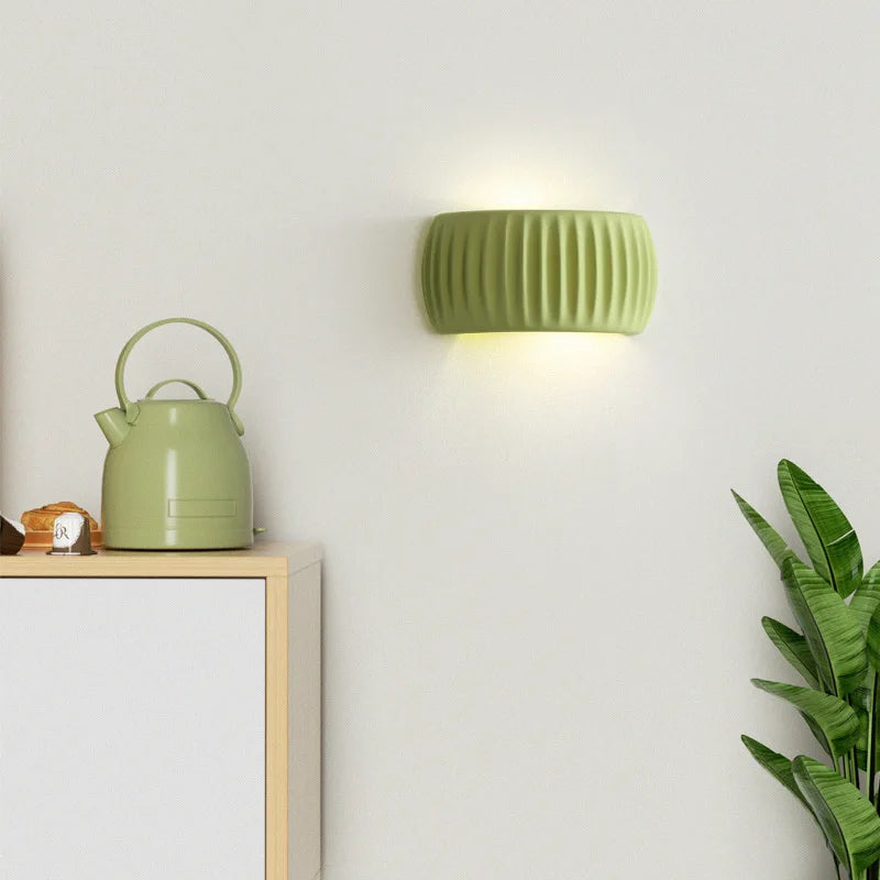 BowLift | ResinGlow - Artistic Resin Wall Sconce