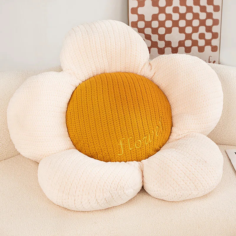 BowLift | Fluffy Daisy Cushion