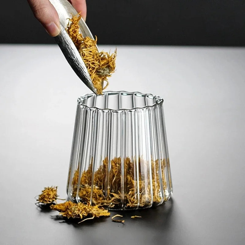 BowLift | Durable and space-saving storage container for an elegant kitchen layout