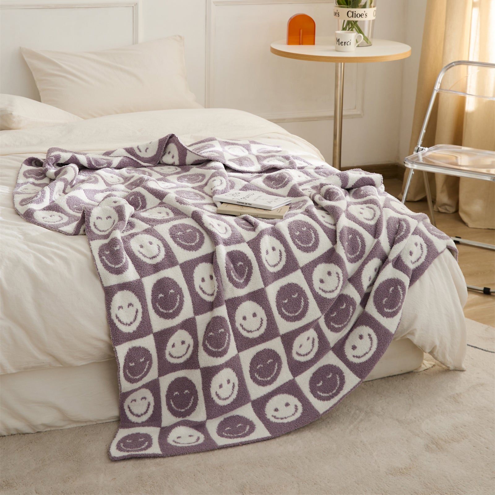 BowLift | Smiley Checked Blanket