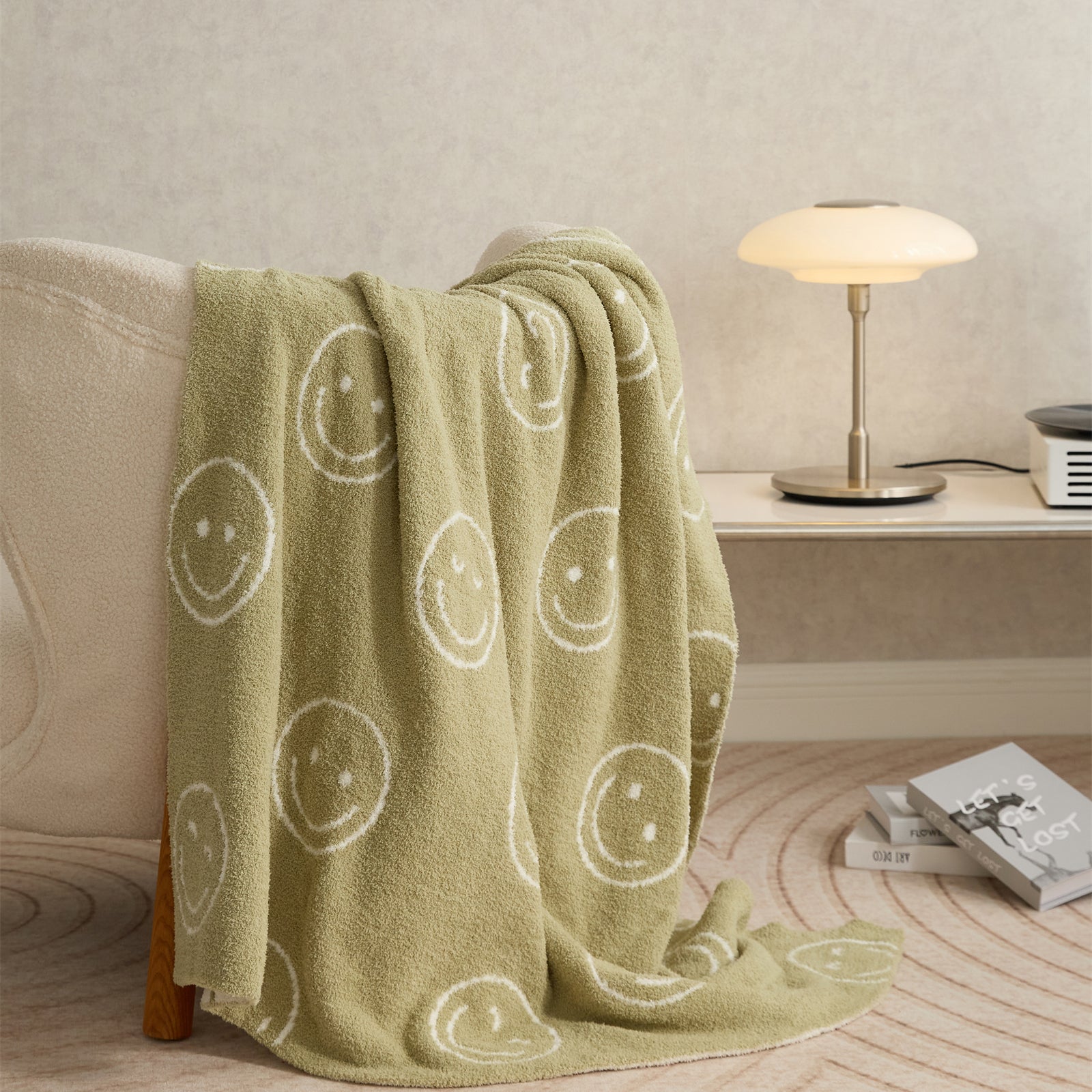 BowLift | Smiley Blanket